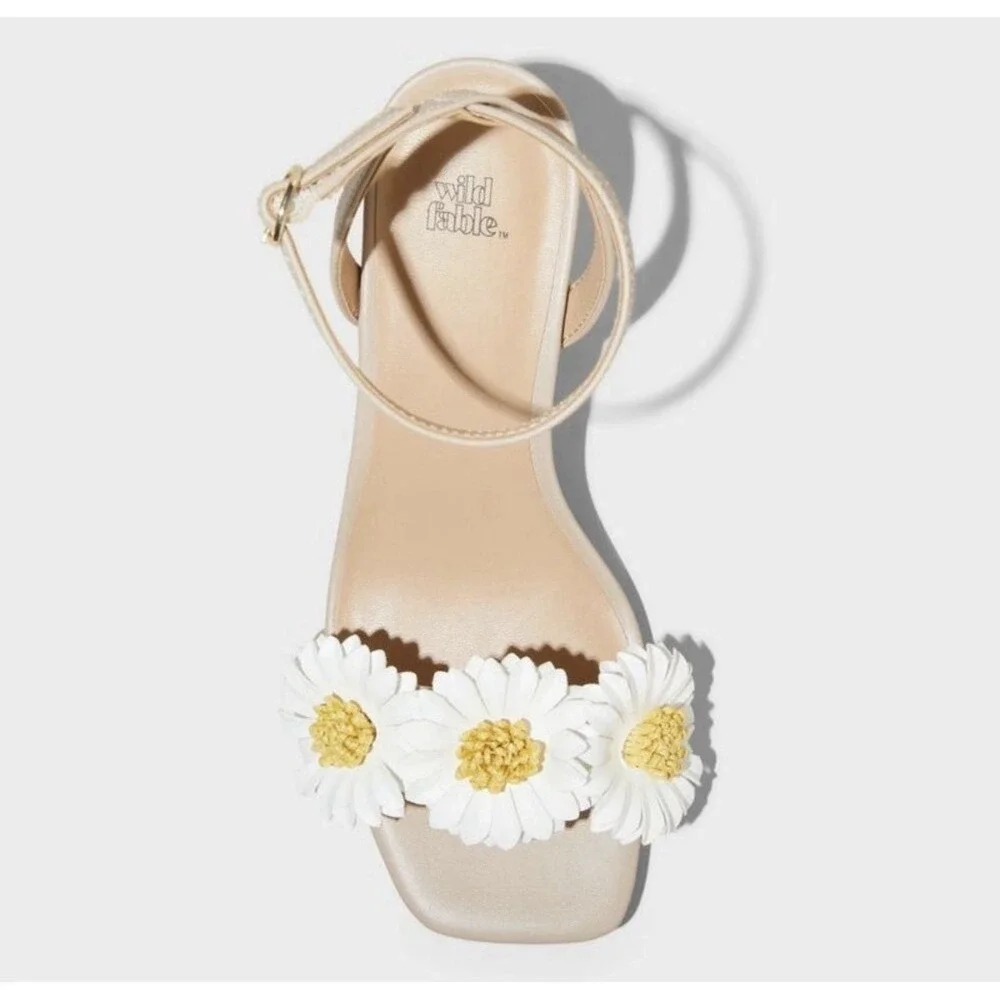 Womens Nude Floral Heeled Sandals Daisy Strap Kitten Heel Dressy Chic Spring 9‎